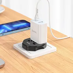 Prise adaptateur universelle HOCO AC6 2500W