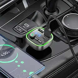 Emetteur FM Bluetooth + chargeur AUTO type-c et 2 x USB QC3.0 18W Borofone BC48